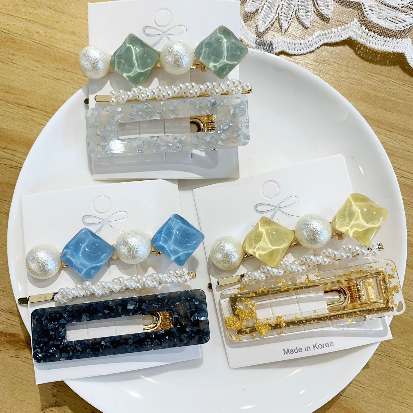 Pearl Elegance Hair Clip Set