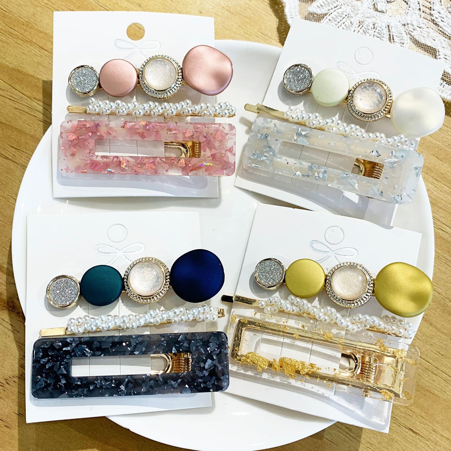 Pearl Elegance Hair Clip Set