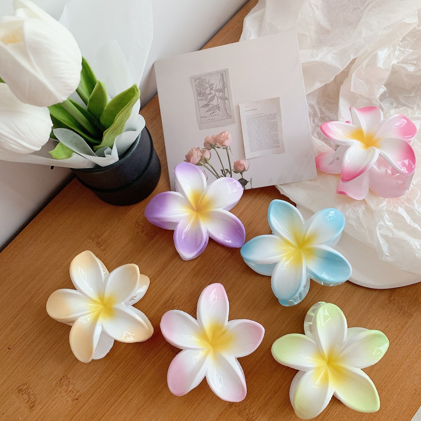 Muweordy Plumeria Hair Clip