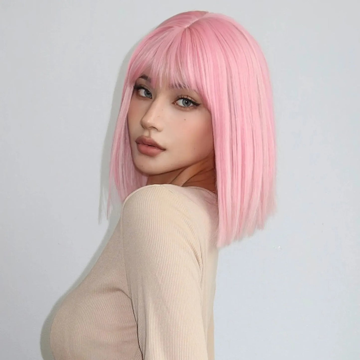 Aura Qi Bangs Bobo Short Straight Hair Wig