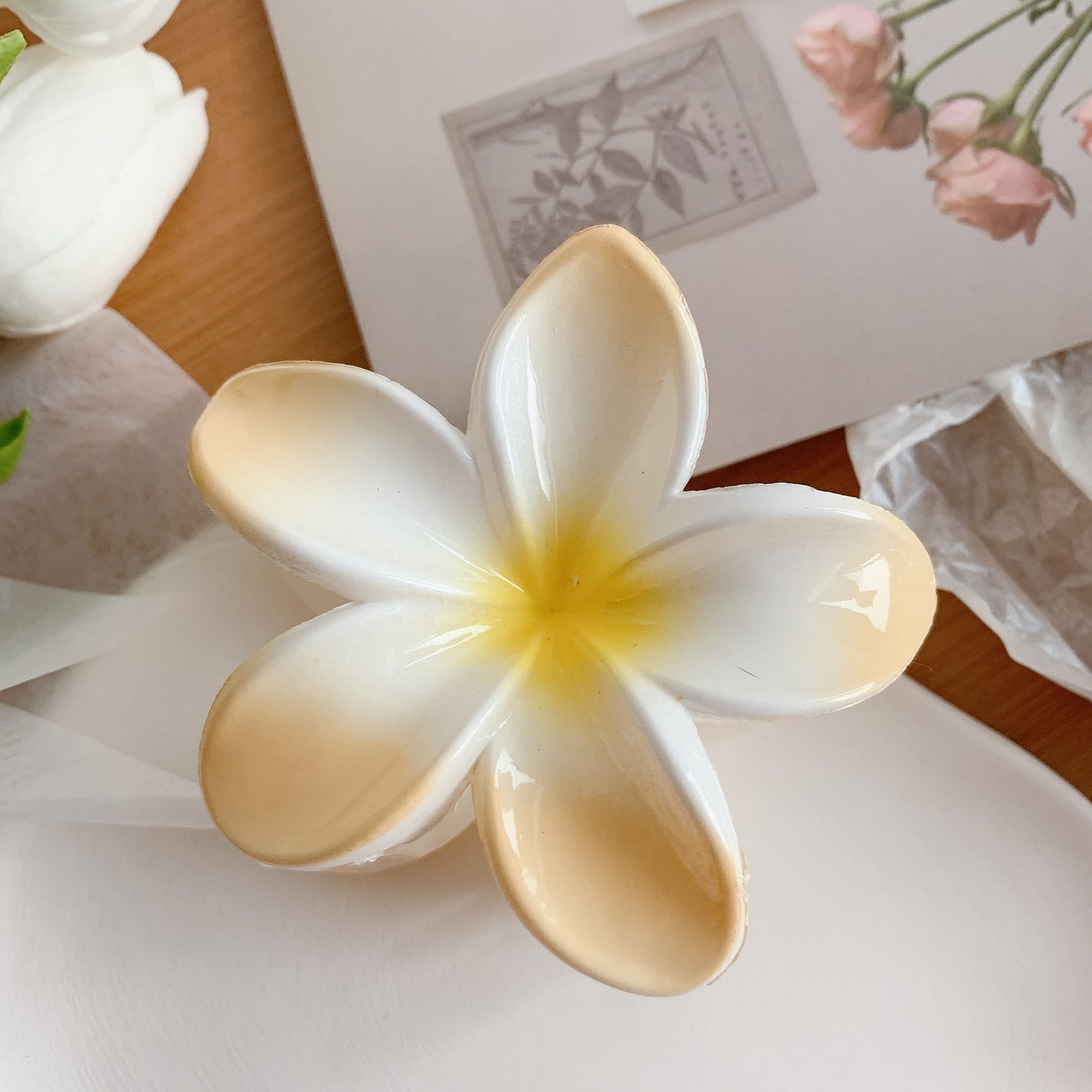 Muweordy Plumeria Hair Clip