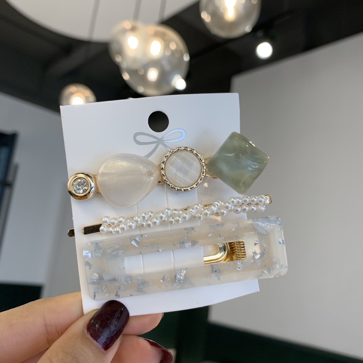 Pearl Elegance Hair Clip Set